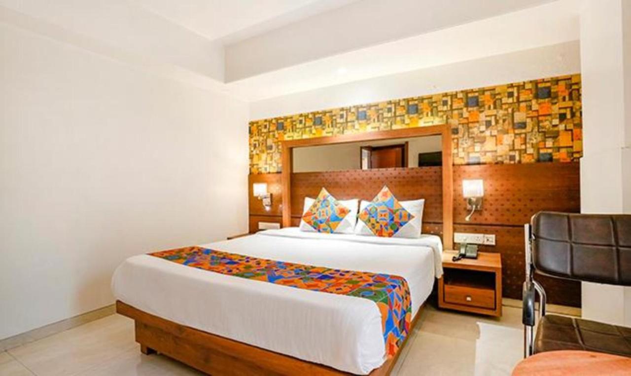 Srikrishna Paradise Hotel Thane Navi Mumbai Exterior foto